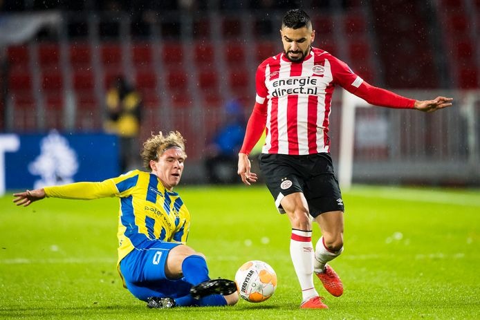 soi kèo PSV Eindhoven vs Waalwijk