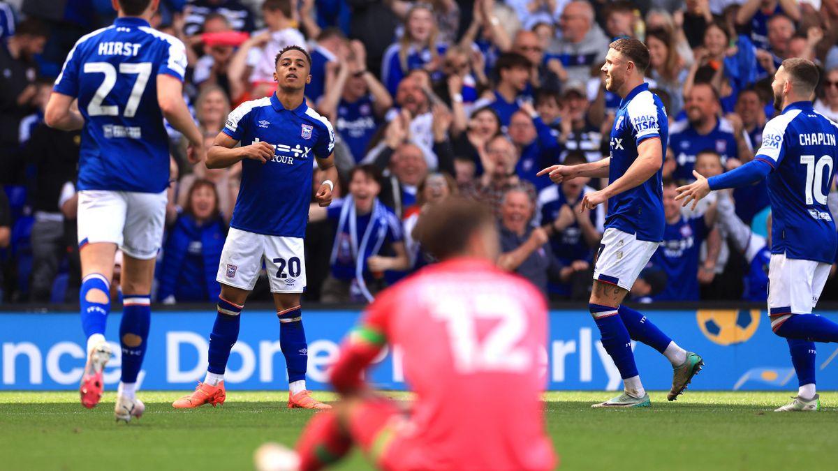 Soi Kèo Ipswich vs Everton lúc 21h00 ngày 19/10