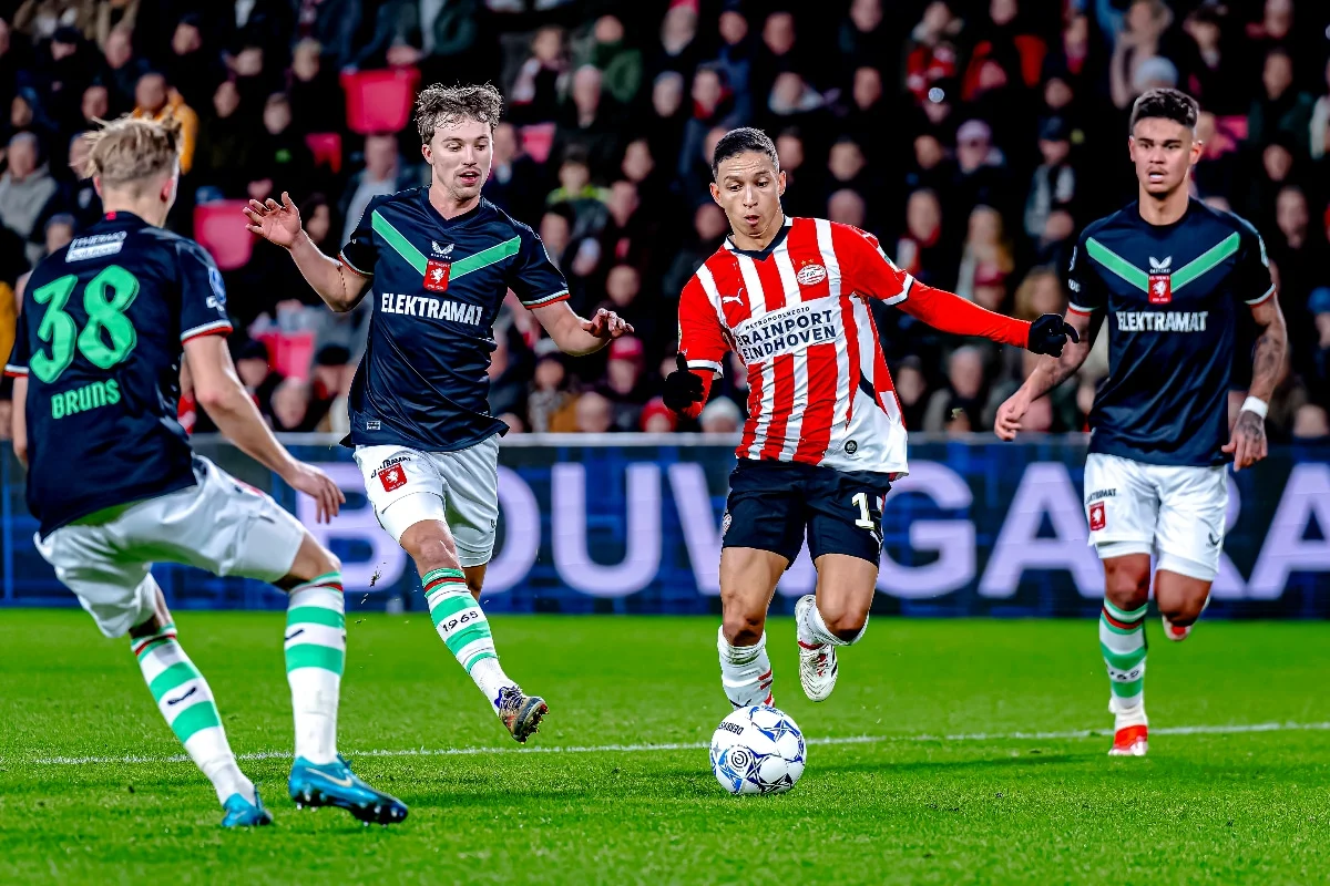 Soi Kèo Brest vs PSV lúc 03h00 ngày 11/12